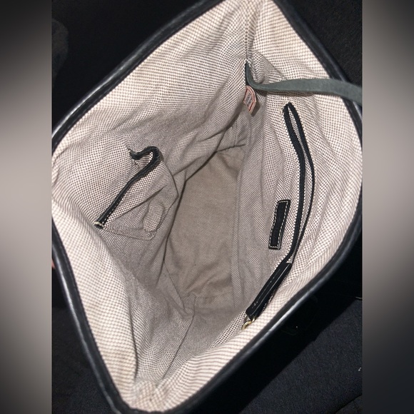 GUC Dooney & Bourke Bundle - Picture 6 of 7